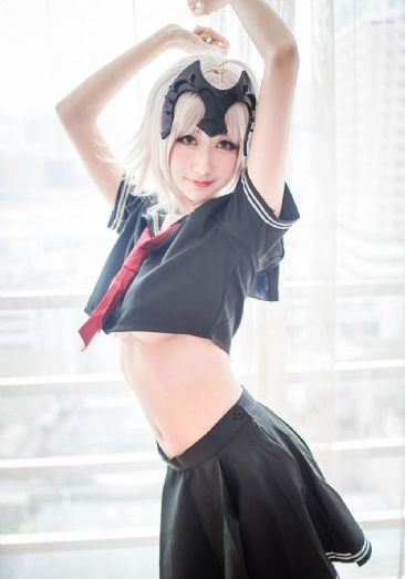 欧美超霸身材女_1080高清在线
