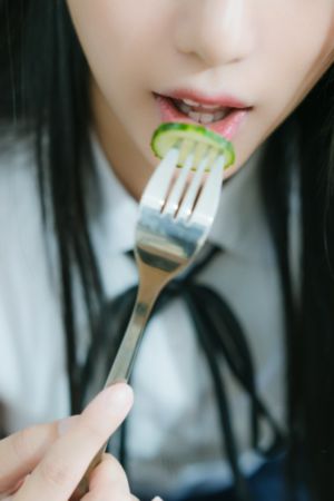 成人综合网站在线观看_超清在线观看视频