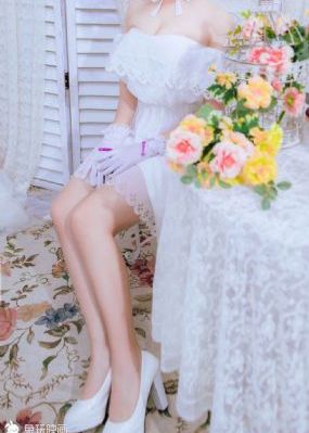 欧美女生腹肌壁纸_1080P影视在线观看