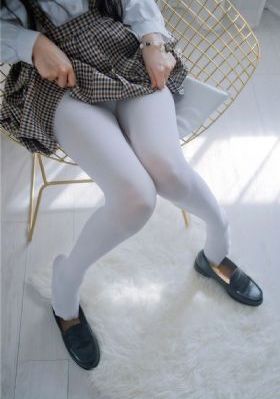日韩影片制服丝袜在线_720免费电视剧
