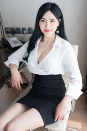 欧美明星比基尼_BD英语在线观看视频