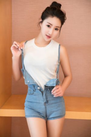 国产午夜精品久久精品电_超清迅雷电影在线
