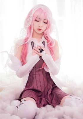男生舔嘴唇是紧张吗_BD英语在线视频播放