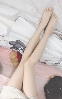 国产女百合在线_成人在线观看免费